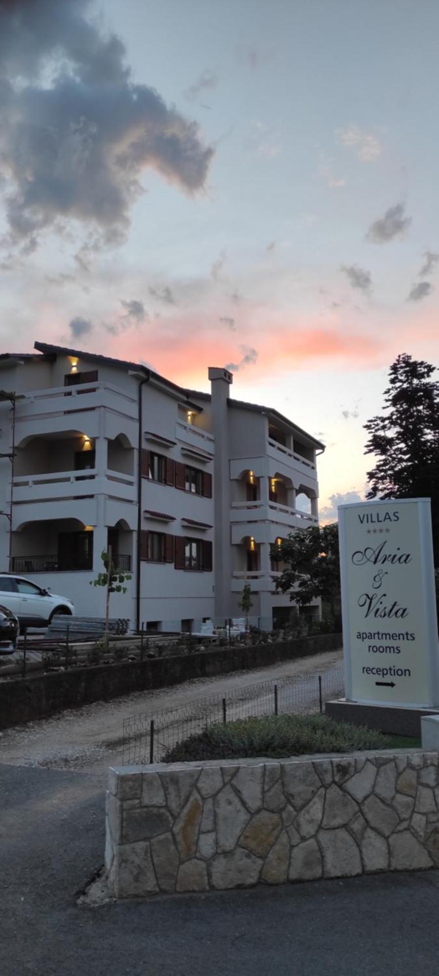 Villa Niko Porat  Eksteriør bilde